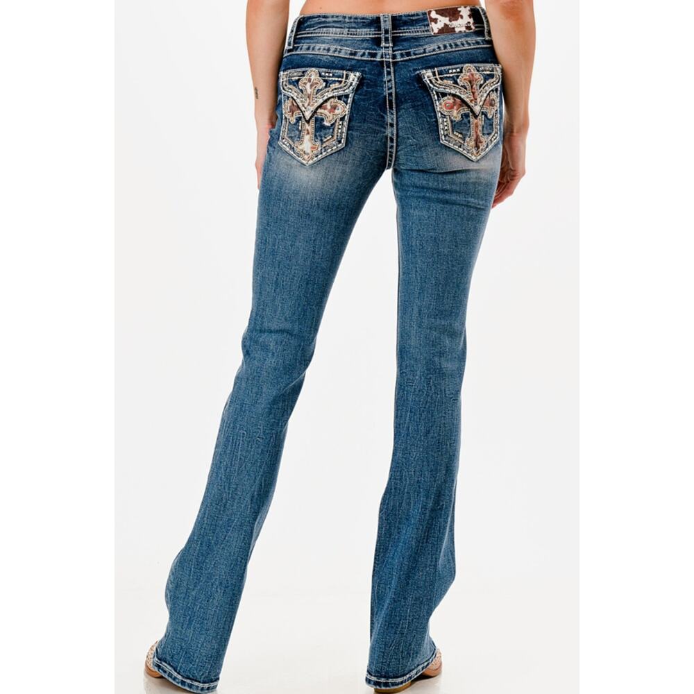 Grace in LA Women's Cross Faux Flap Pocket Embellished Bootcut Stretch Jeans - Picture 3 of 4